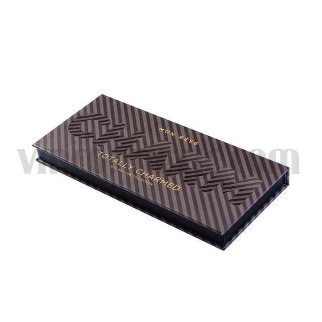Палитра сенки за очи 11 цвята Mon Reve Totally Charmed Eyeshadow Palette