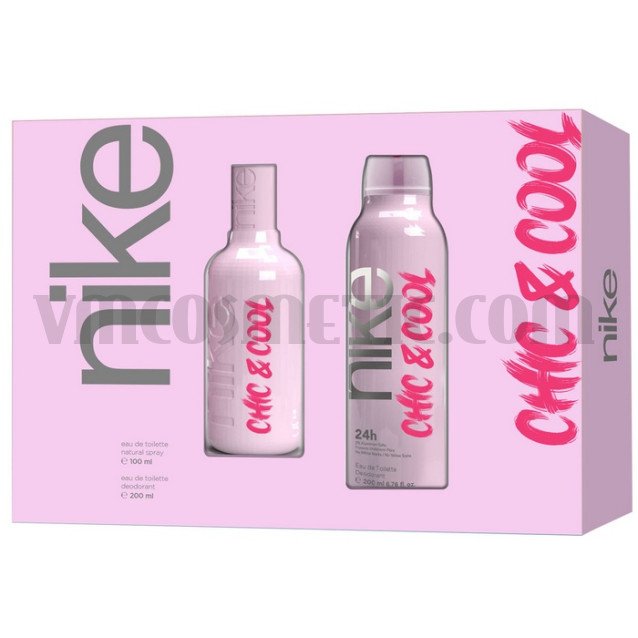 Nike Chic & Cool Комплект за жени Nike Chic & Cool Комплект за жени