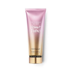 Хидратиращ лосион за тяло Victoria`s Secret VELVET PETALS