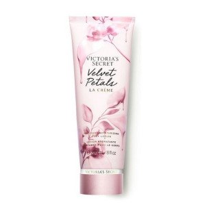 Хидратиращ лосион за тяло Victoria`s Secret Velvet Petals La Creme Хидратиращ лосион за тяло Victoria`s Secret Velvet Petals La Creme